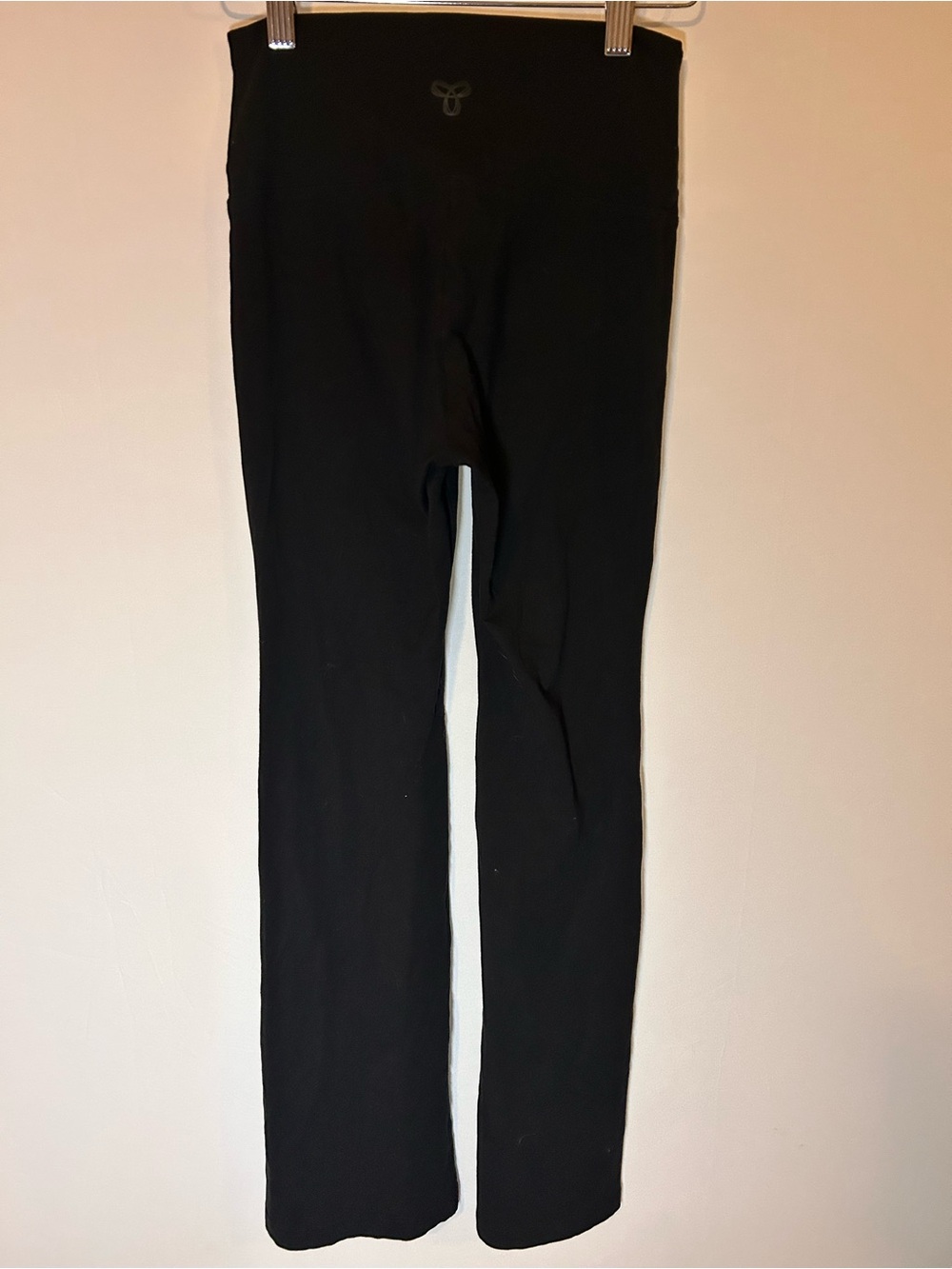 TNA Black Stretch Leggings with Subtle Logo - Size S